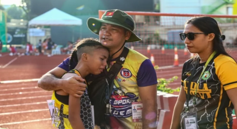 Barefoot runner lands heartbreaking silver triumph at Palarong Pambansa