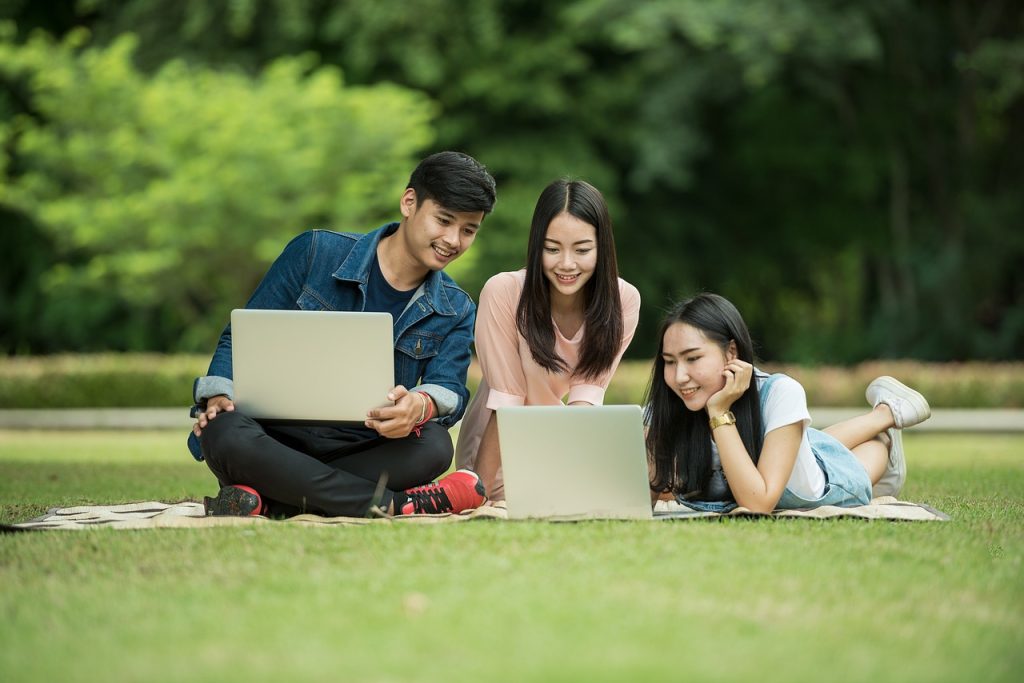 Studying Should Not Be 1 Person Task; Collaborative Quizzing is More Challenging Which Lets You Enjoy Learning 7 Collaborative Quizzing