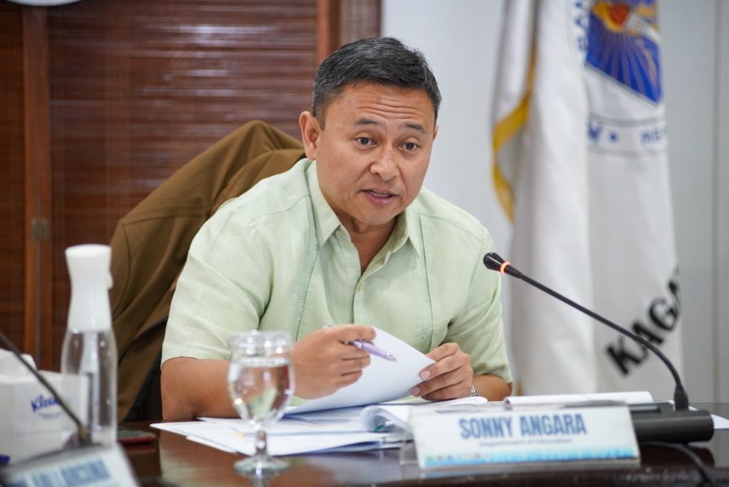 DepEd Reorganizes Uniform Committee for Inclusivity, Practicality in Uniform Policies 7 493945772 1108562357978903 4936985226739761987 n