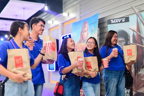 SM Scholarship Application Photo 2