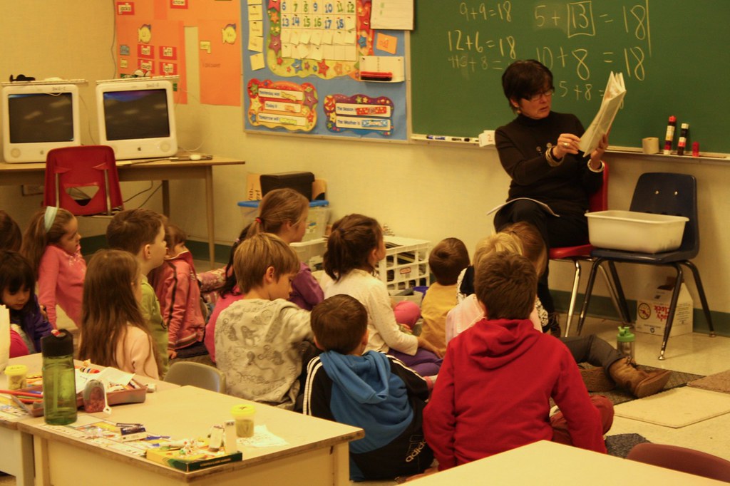 d8b3c4a2 2e1f 40bf bf2c 0db3d52ae251